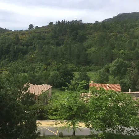 La Maison En Bois Oda ve Kahvaltı *